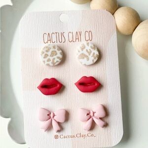 NWT Hypoallergenic clay earring set